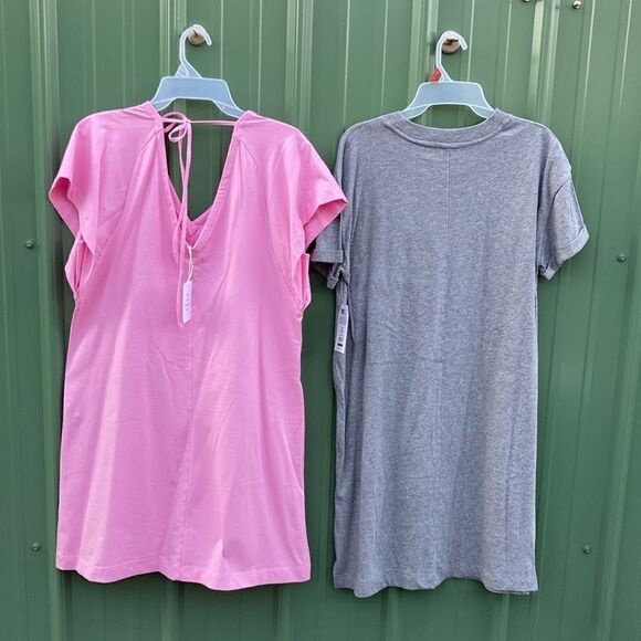 Women's V-Neck with Flounce Sleeves & T-Shirt Dress 2-Pack Size M - Picture 2 of 10